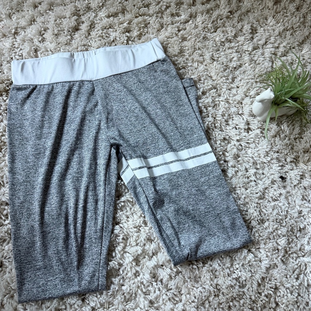 Stylish Gray gym workout cute Leggings with White Accents your wardrobe with th